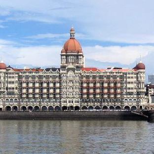 Taj palace near india gateway