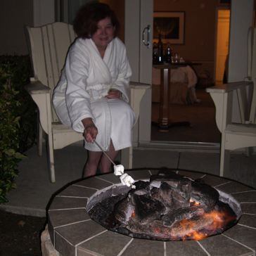 Suzy makes s’mores